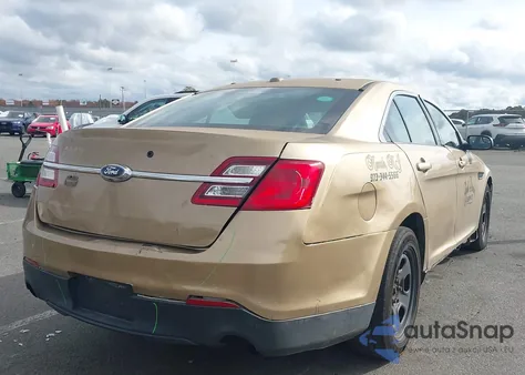 2015 Ford Police Interceptor z USA, uszkodzony, nr VIN 1FAHP2MK5FG178529